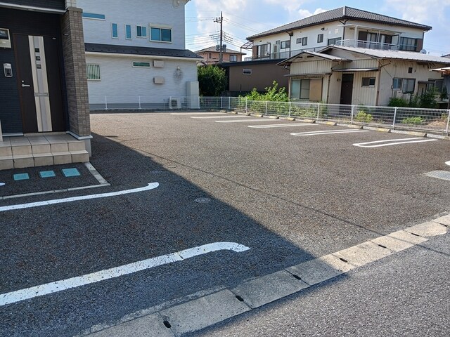 14/22 駐車場