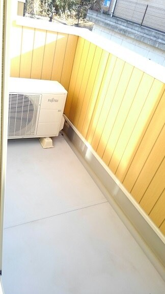 13/19 バルコニー