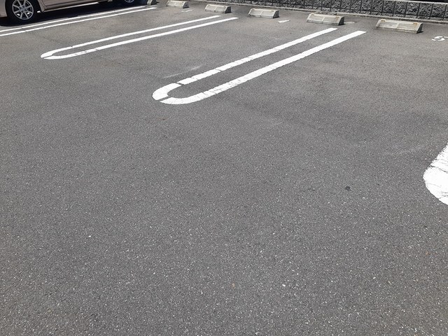14/20 駐車場