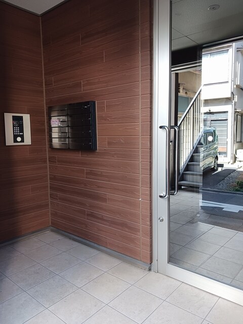 14/20 エントランス