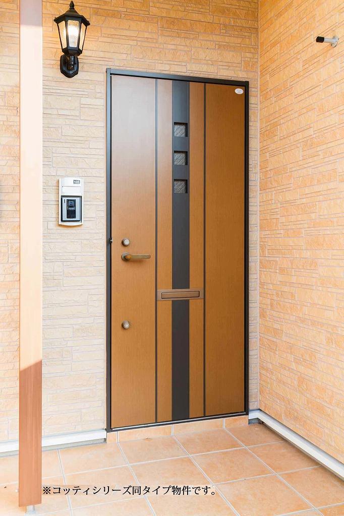 13/23 エントランス