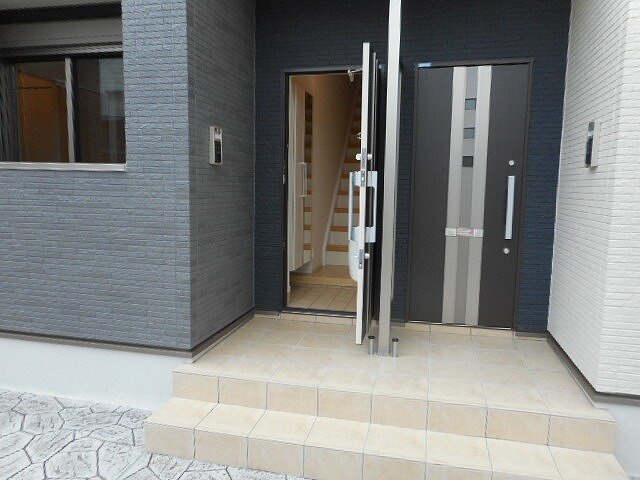 14/20 エントランス