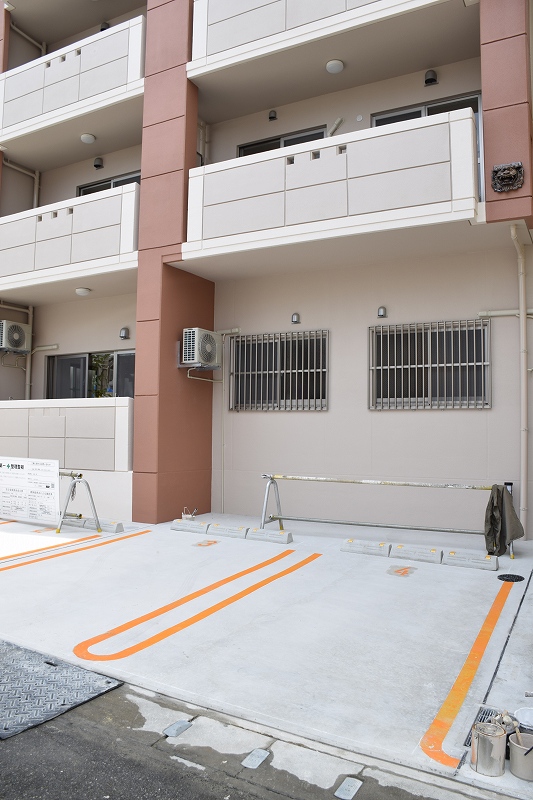 18/24 駐車場