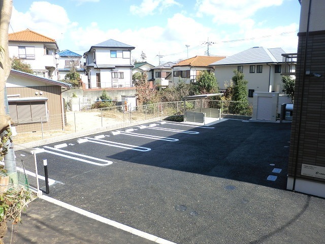 14/20 駐車場
