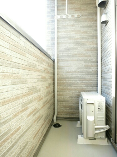 13/20 バルコニー