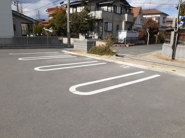 14/20 駐車場