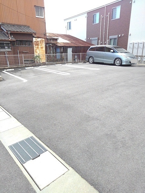 14/21 駐車場