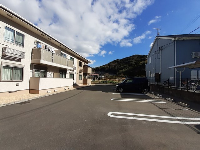 14/20 駐車場