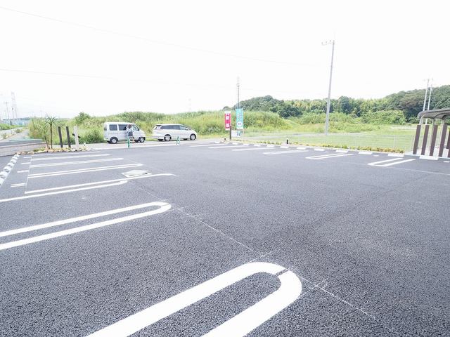 14/20 駐車場