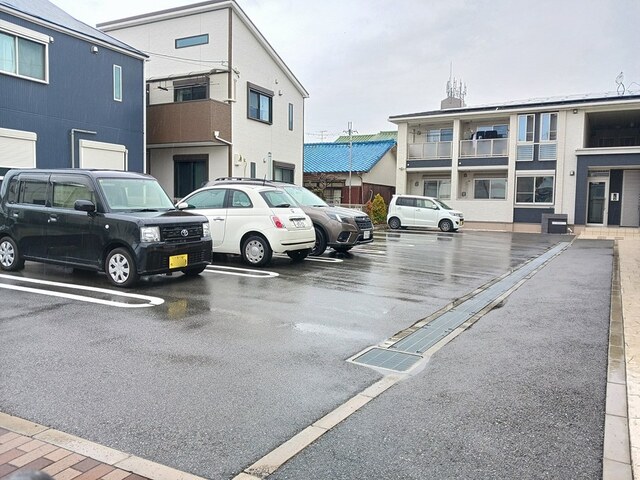 14/20 駐車場
