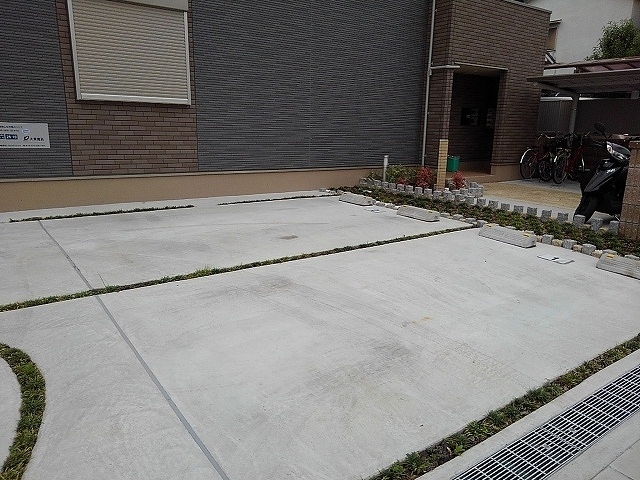 14/20 駐車場