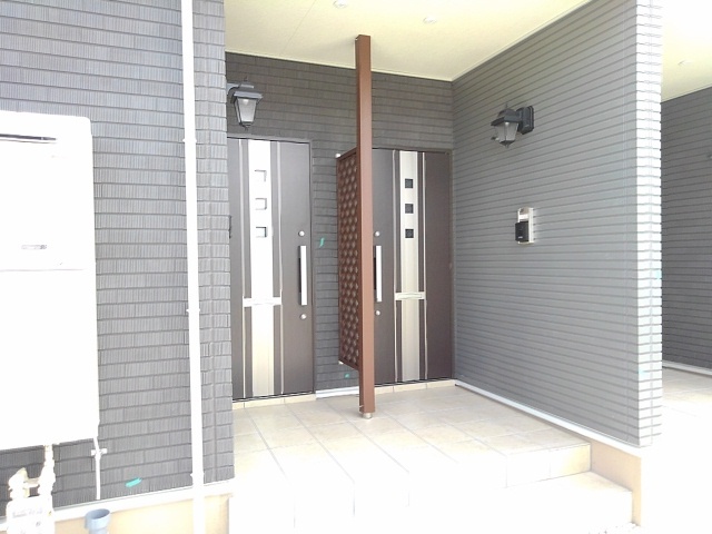 13/20 エントランス