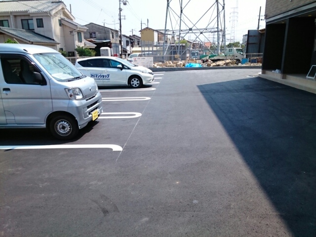 14/20 駐車場