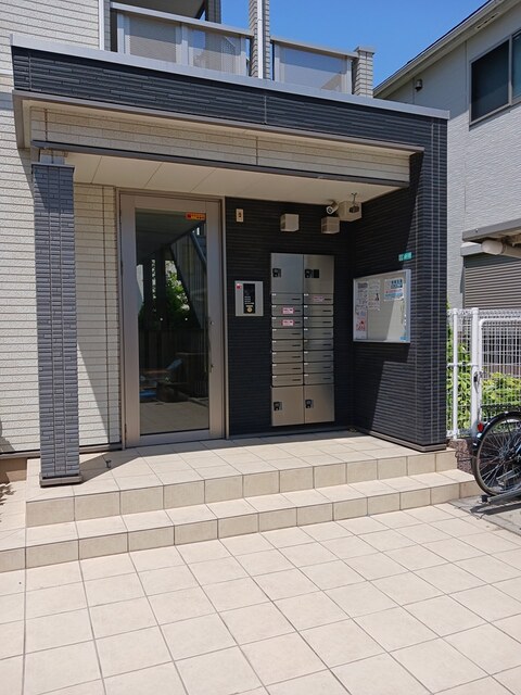 14/20 エントランス