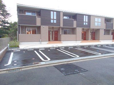14/20 駐車場