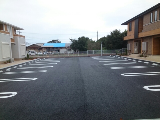 14/20 駐車場