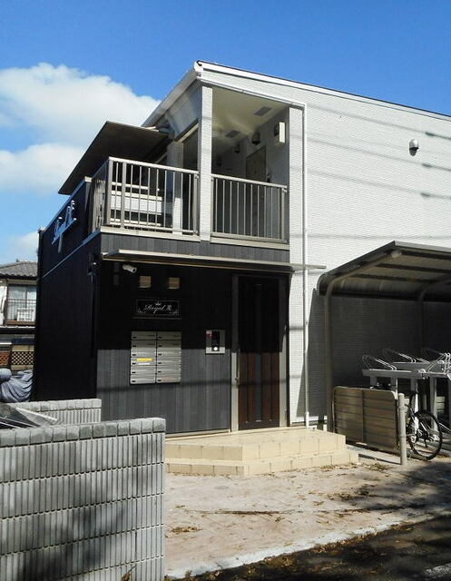 14/20 エントランス