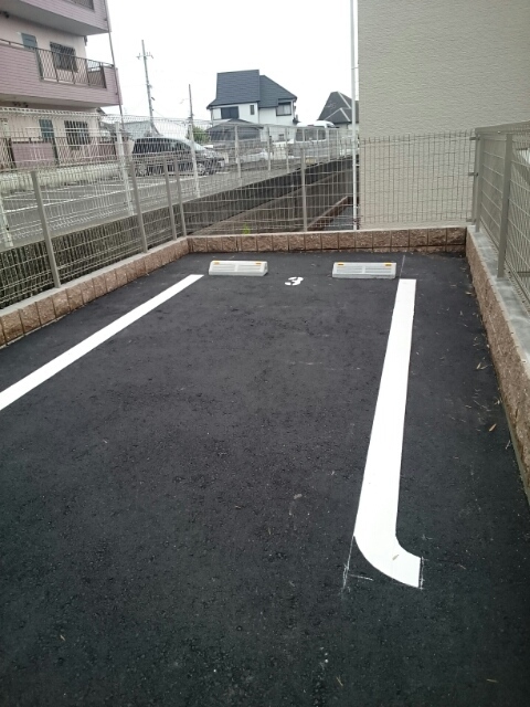 14/20 駐車場
