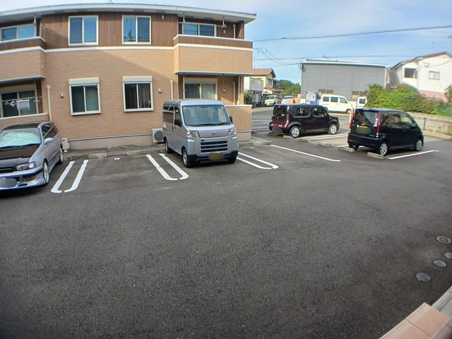 14/20 駐車場