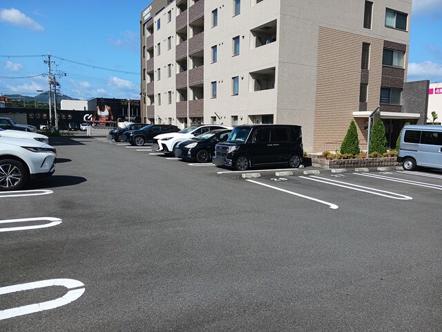 2/8 駐車場