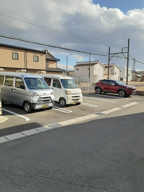 14/20 駐車場