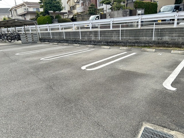 14/20 駐車場