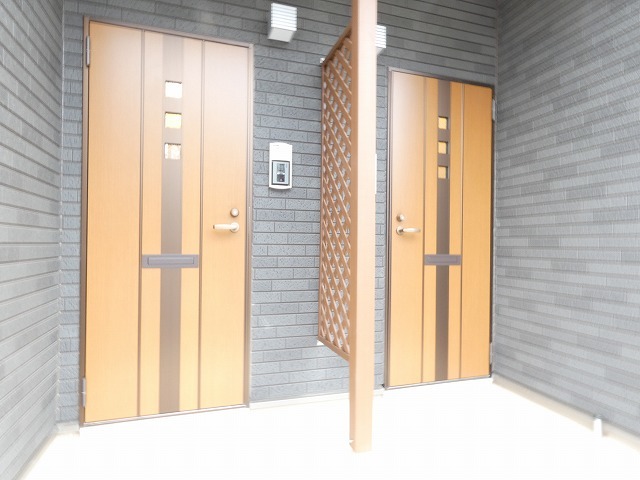 13/20 エントランス