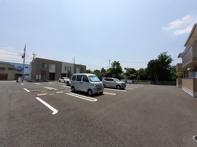 14/20 駐車場