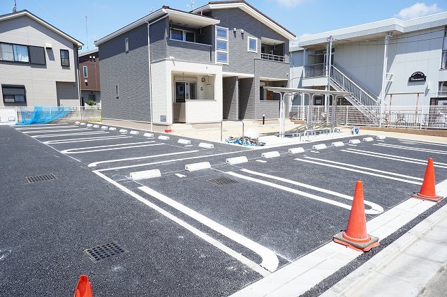 14/20 駐車場