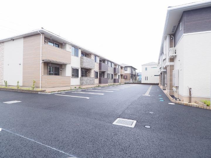 14/20 駐車場