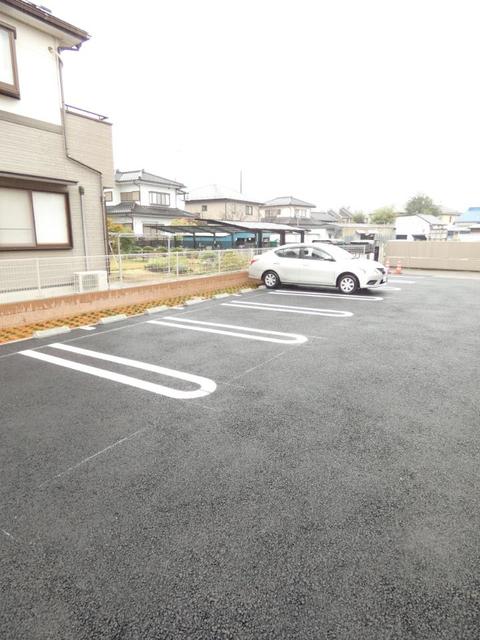 16/30 駐車場