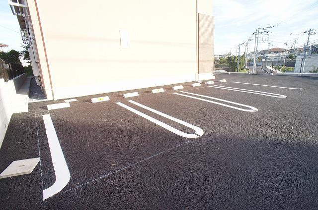14/20 駐車場