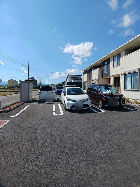 4/10 駐車場