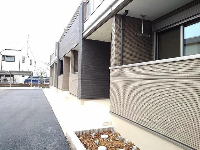 13/20 エントランス