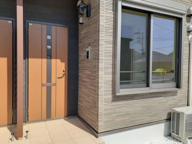 13/16 エントランス