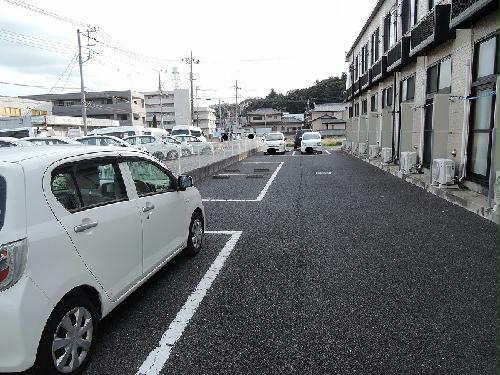 14/23 駐車場