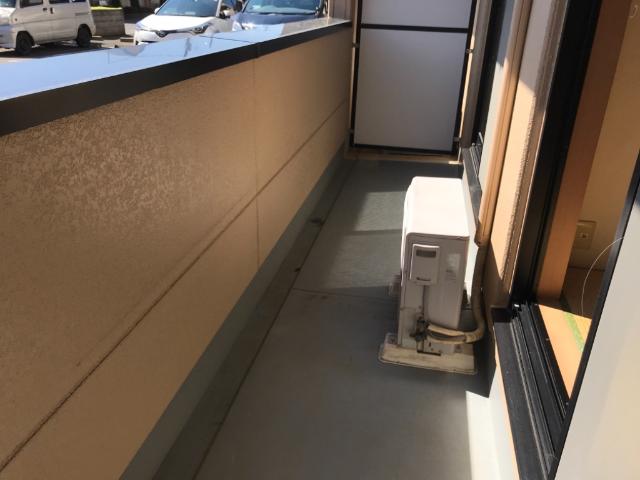 19/26 バルコニー