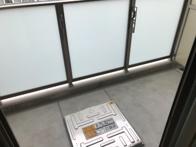 18/27 バルコニー