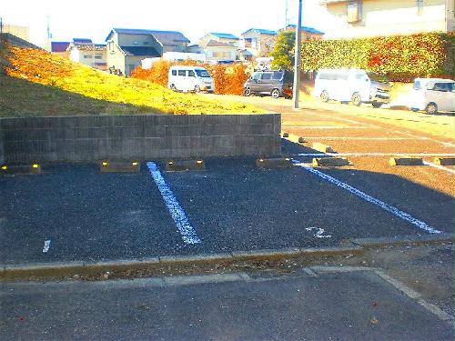 14/14 駐車場