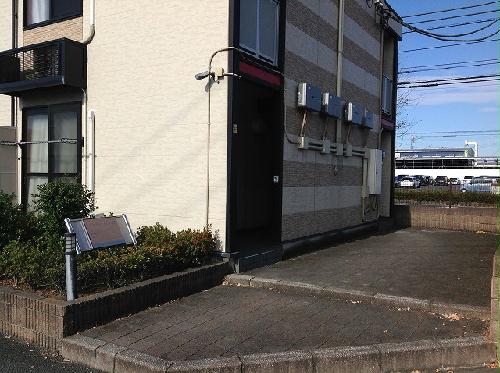 13/19 エントランス