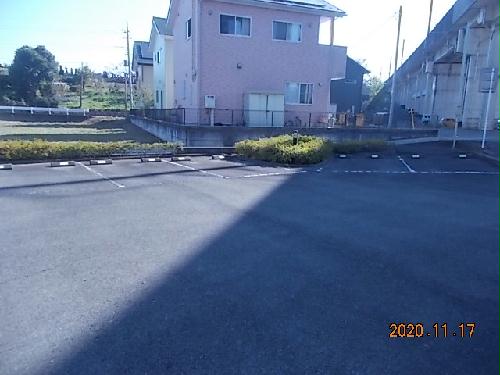 14/20 駐車場