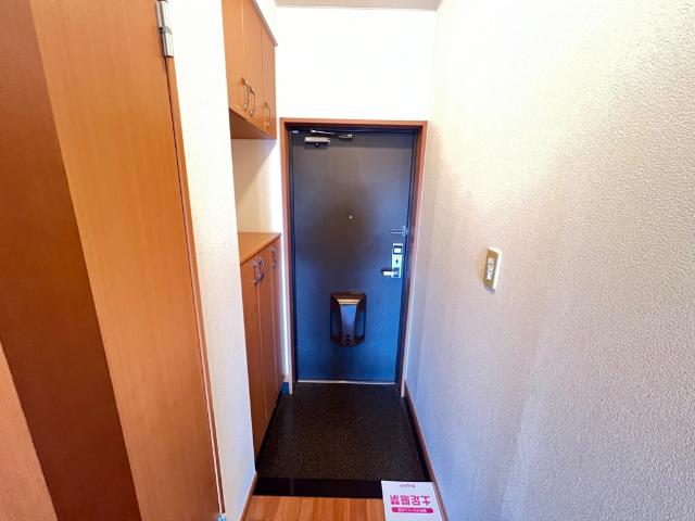 14/30 玄関
