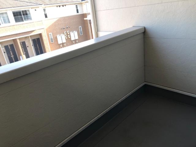 20/30 バルコニー