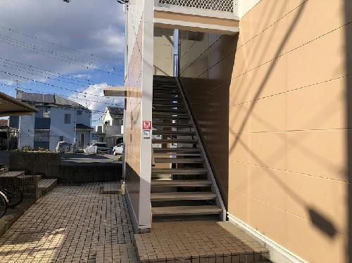 13/15 エントランス