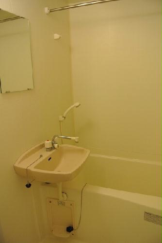 13/14 エントランス