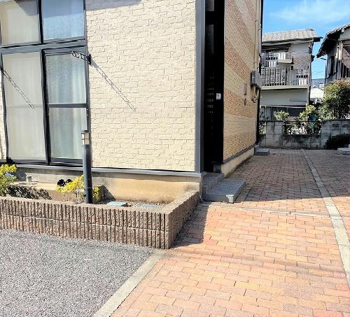 14/15 エントランス