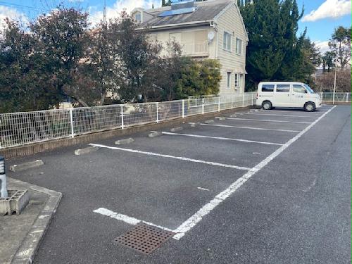 14/19 駐車場
