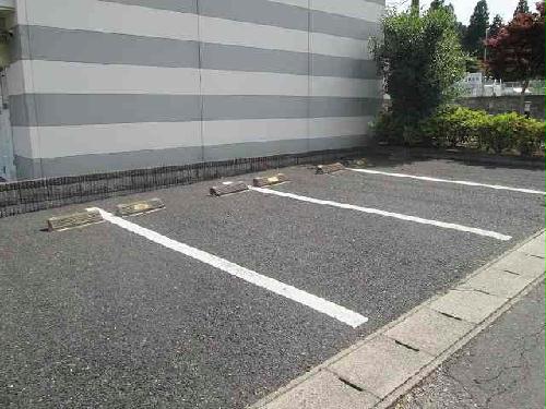 14/22 駐車場