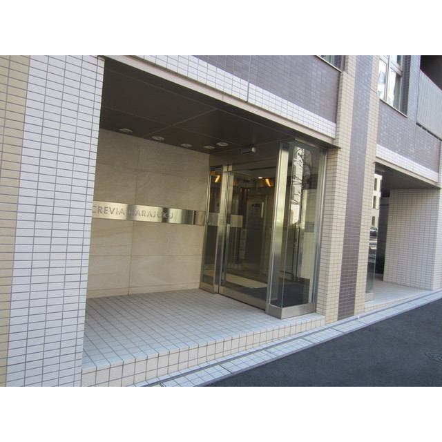 3/4 エントランス