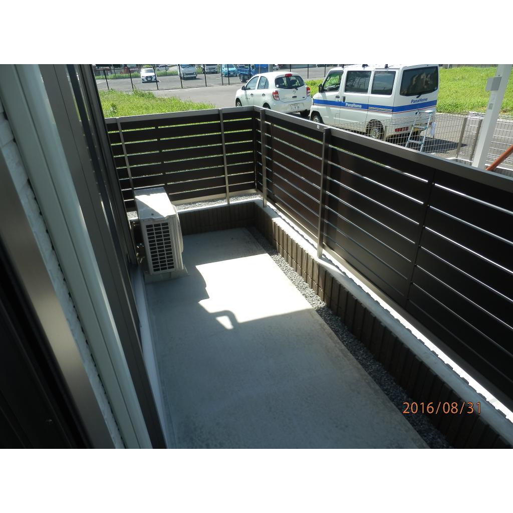 8/10 バルコニー